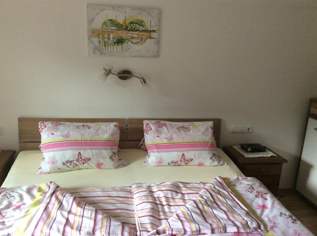 Haus Eder Burgi Hotel Nikolsdorf Kamer foto