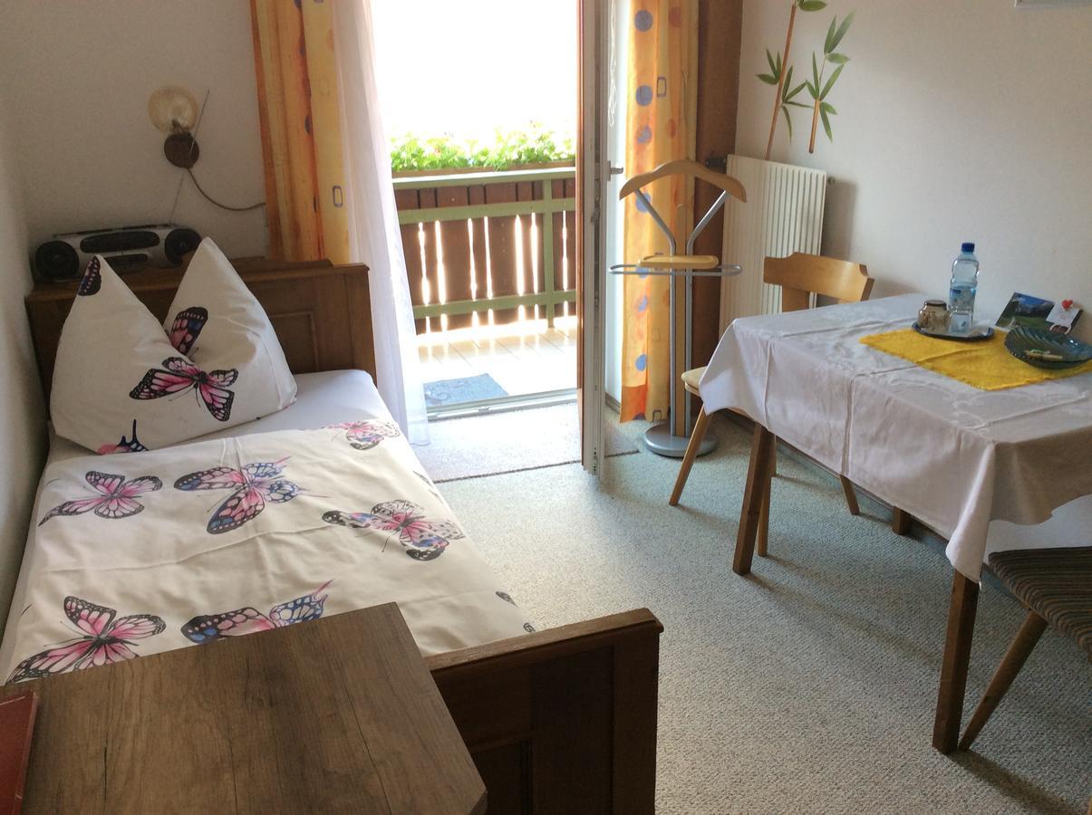 Haus Eder Burgi Hotel Nikolsdorf Kamer foto